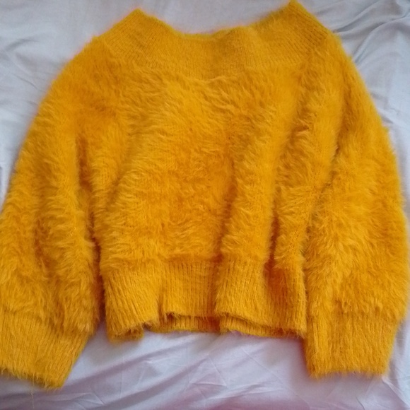 Orange fluffy womens sweeter - Picture 2 of 4